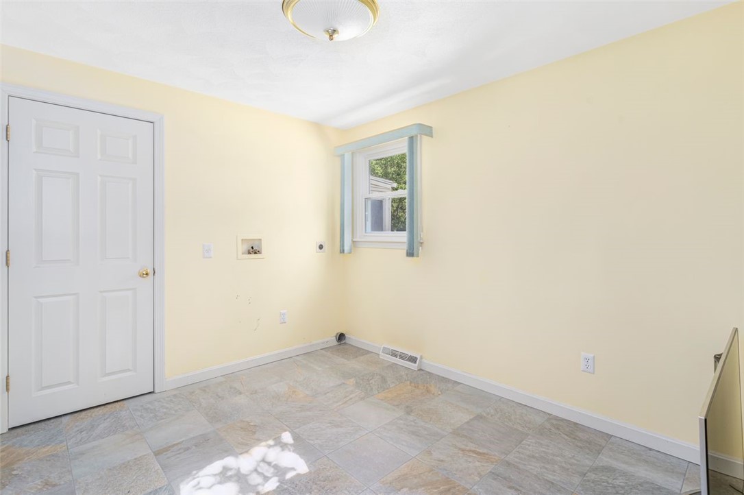 53 Exchange Road West Warwick, RI 02893 - Photo 15 of 35