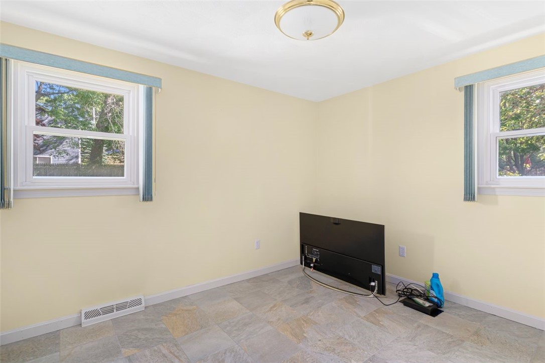 53 Exchange Road West Warwick, RI 02893 - Photo 16 of 35