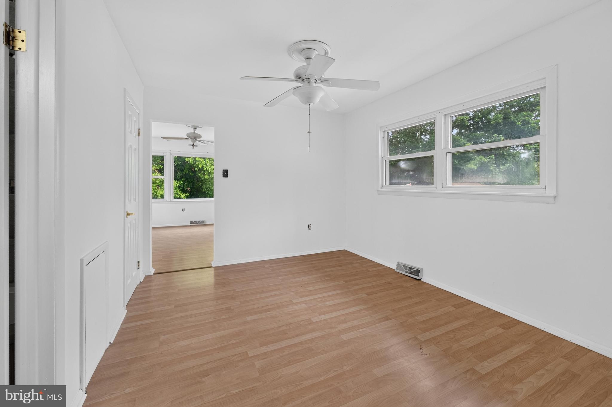 22 Woodbrook Road Turnersville, NJ 08012 - Photo 16 of 22