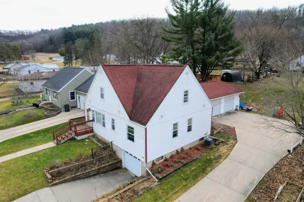 $229,900 | 797 East Kinder Street, Richland Center, WI 53581