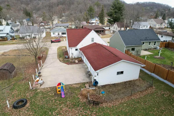 $229,900 | 797 East Kinder Street, Richland Center, WI 53581