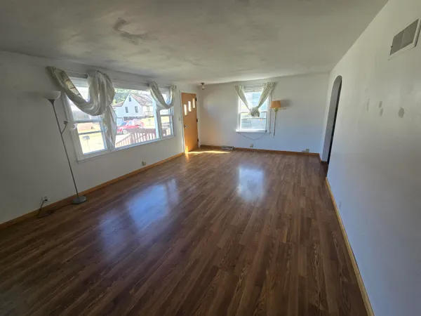 $229,900 | 797 East Kinder Street, Richland Center, WI 53581