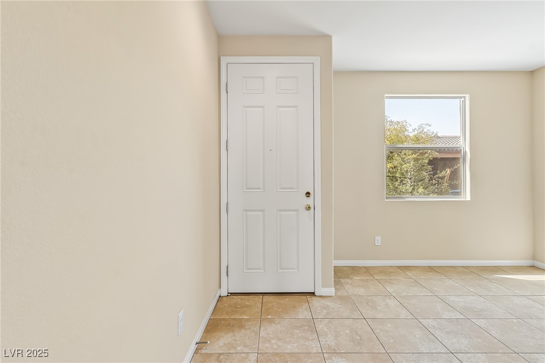 2725 Beacon Rock Drive Laughlin, NV 89029 - Photo 2 of 30