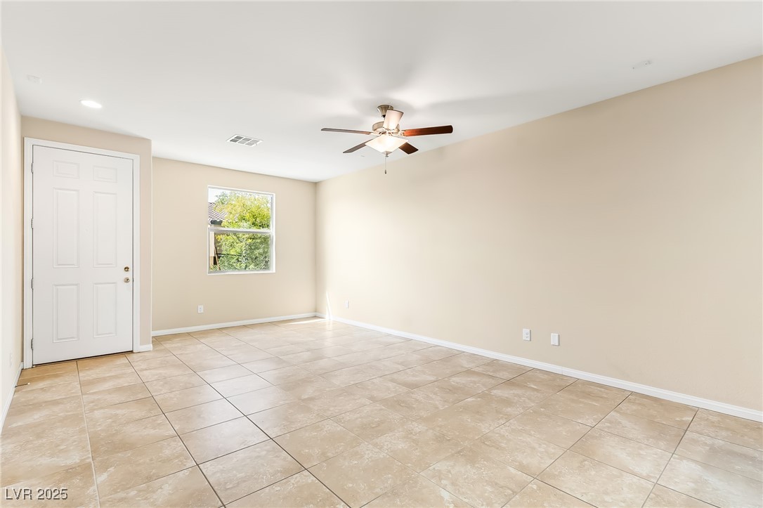 2725 Beacon Rock Drive Laughlin, NV 89029 - Photo 3 of 30