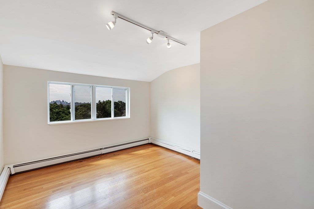 21 Landry Road Medford, MA 02155 - Photo 17 of 28