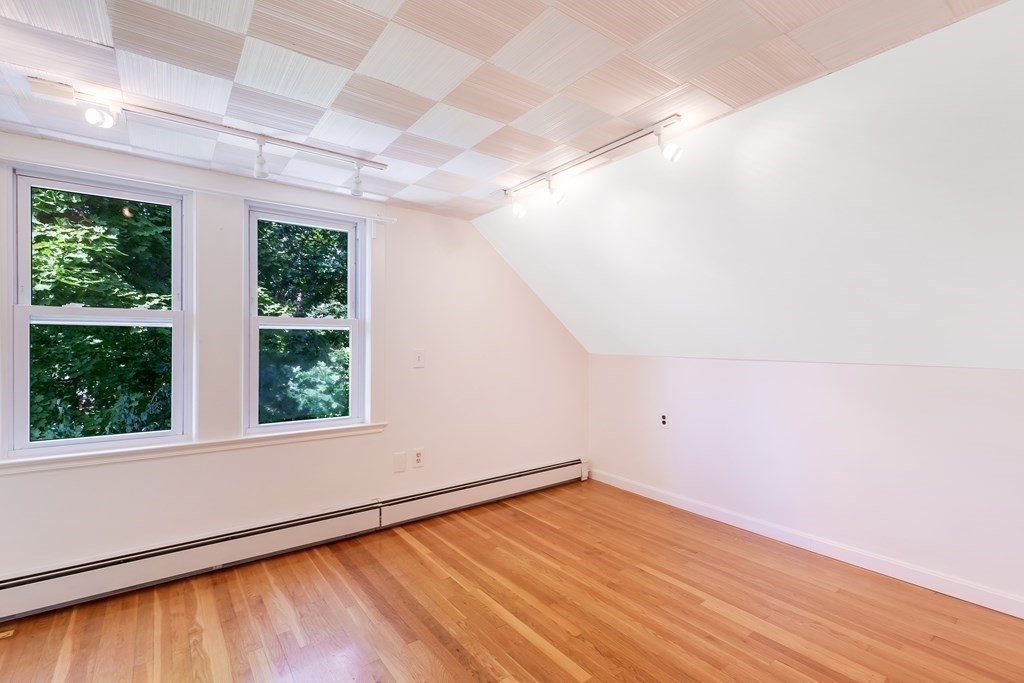 21 Landry Road Medford, MA 02155 - Photo 20 of 28