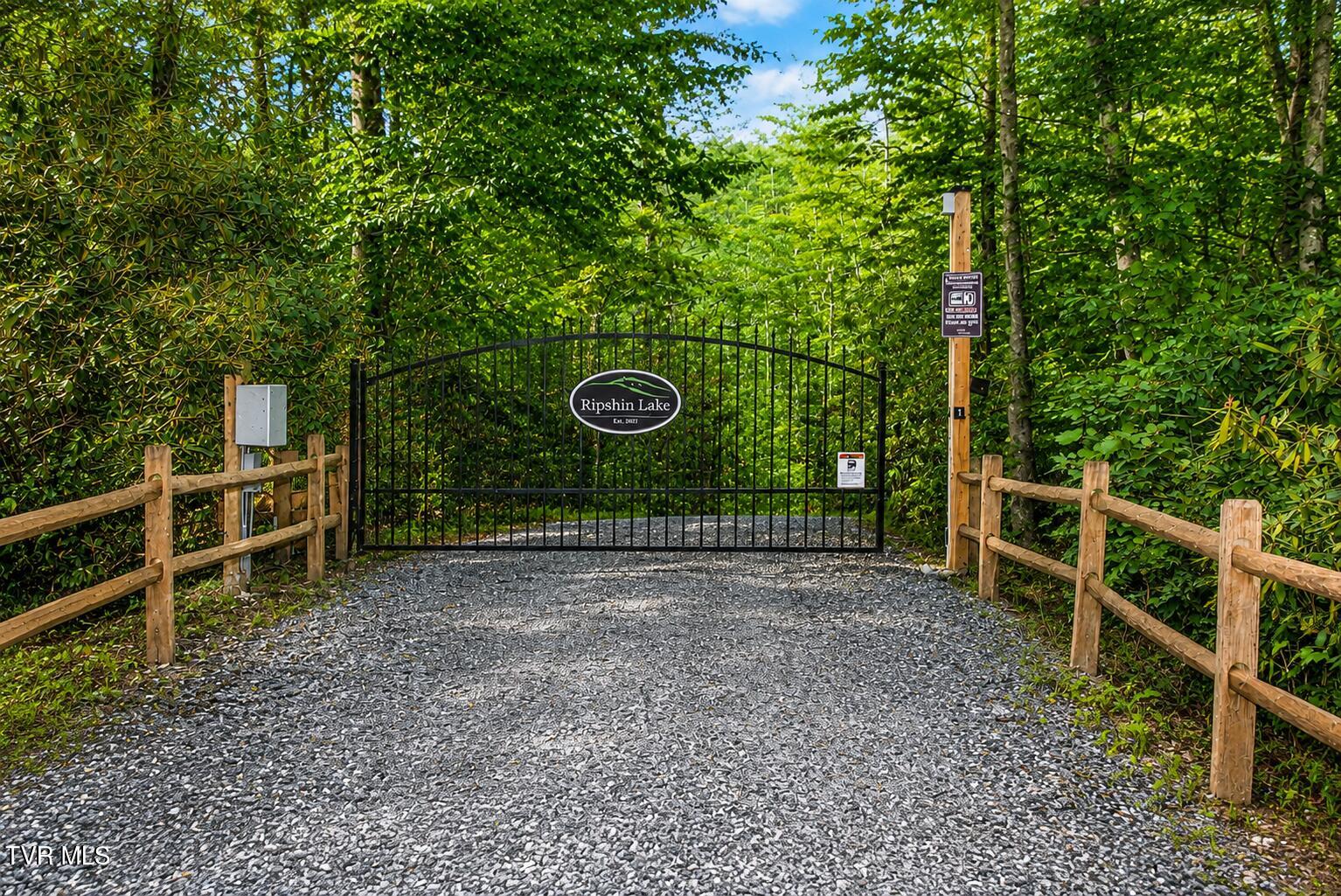 282 Ripshin Lake Road Roan Mountain, TN 37687 - Photo 68 of 72 Front Gate