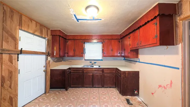 $79,000 | 9321 Lanewood Drive, Houston, TX 77016