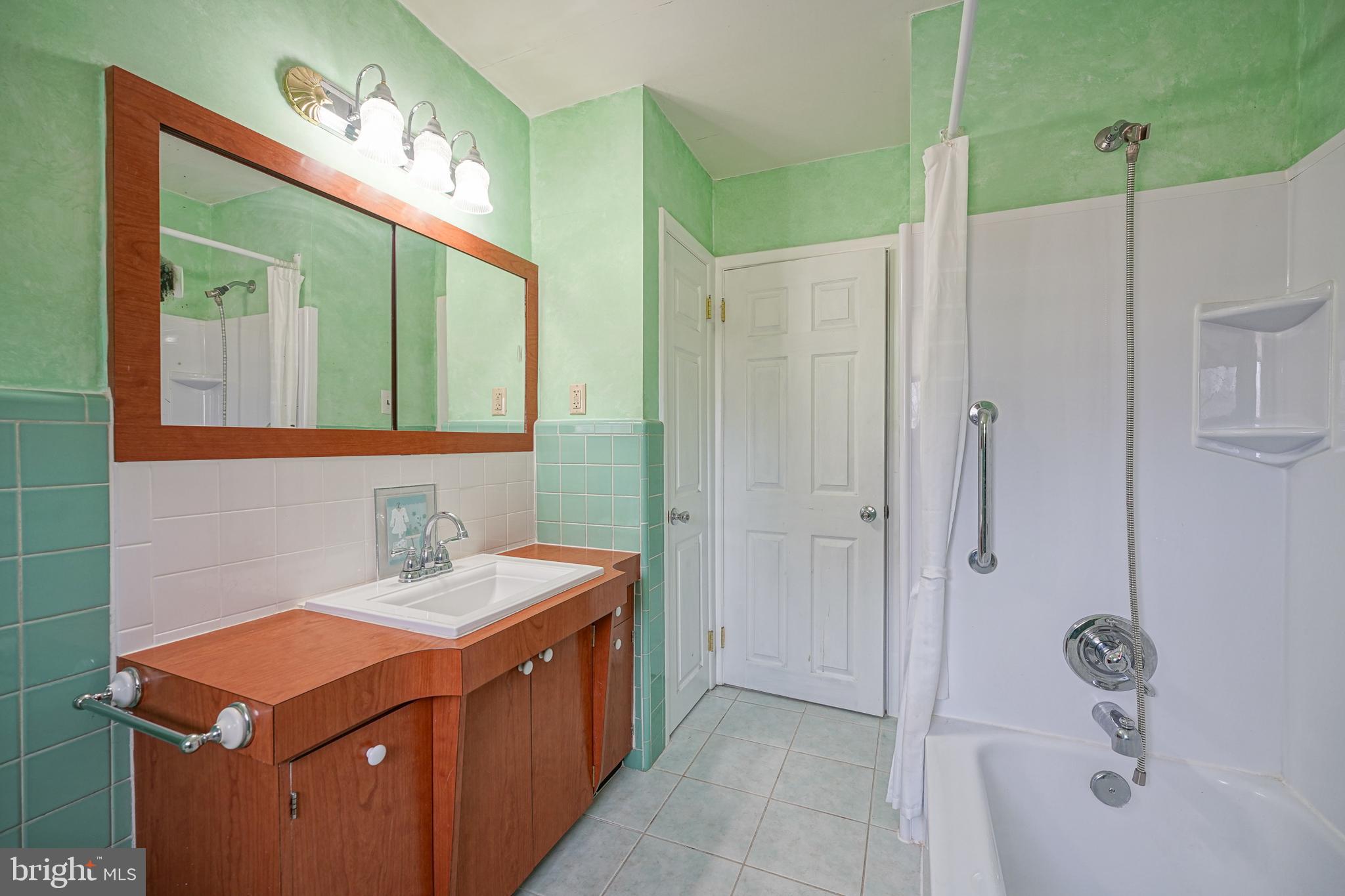 429 Arbor Road Cinnaminson, NJ 08077 - Photo 26 of 38 Gallery Image 26