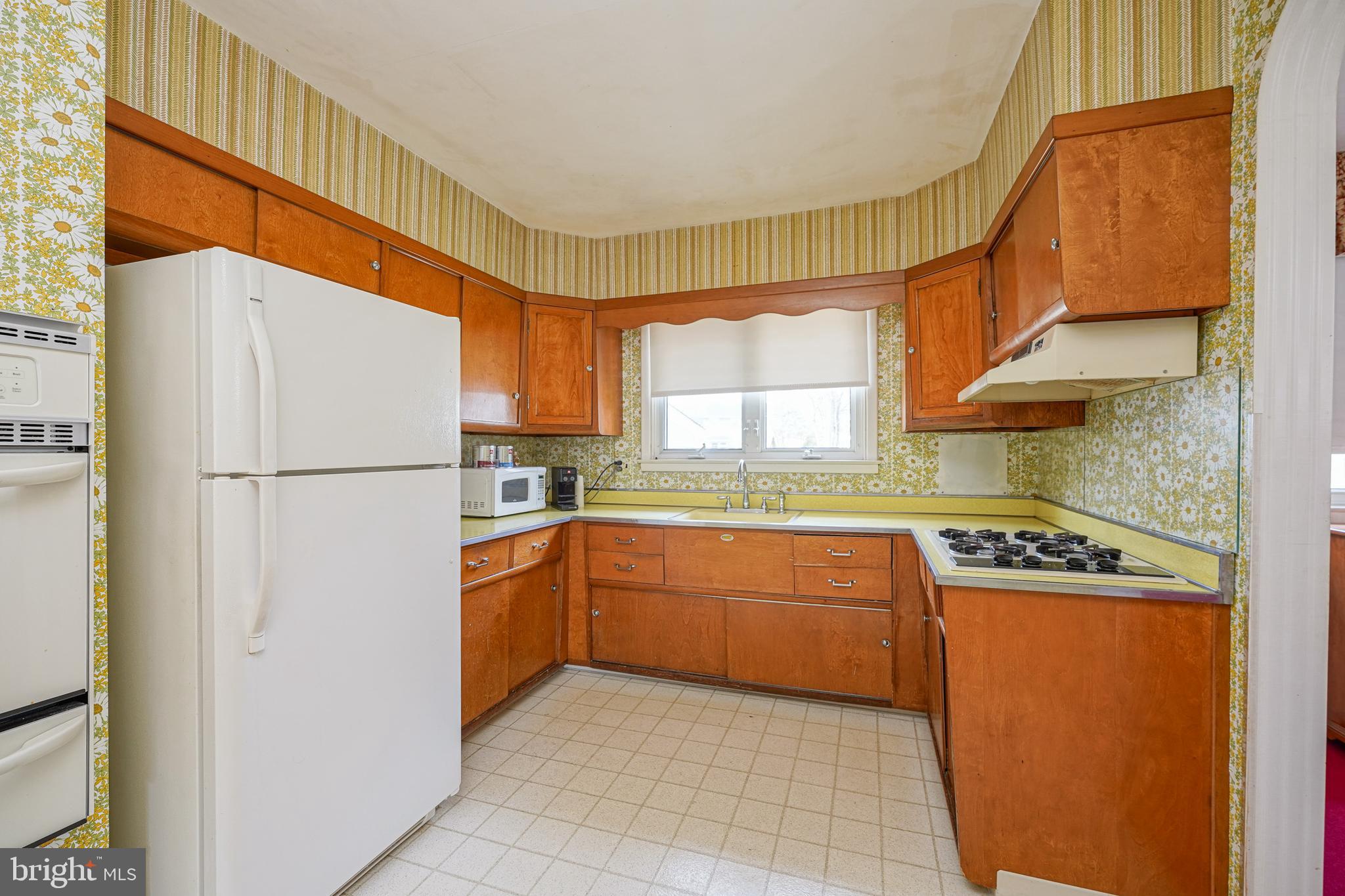 429 Arbor Road Cinnaminson, NJ 08077 - Photo 10 of 38 Gallery Image 10
