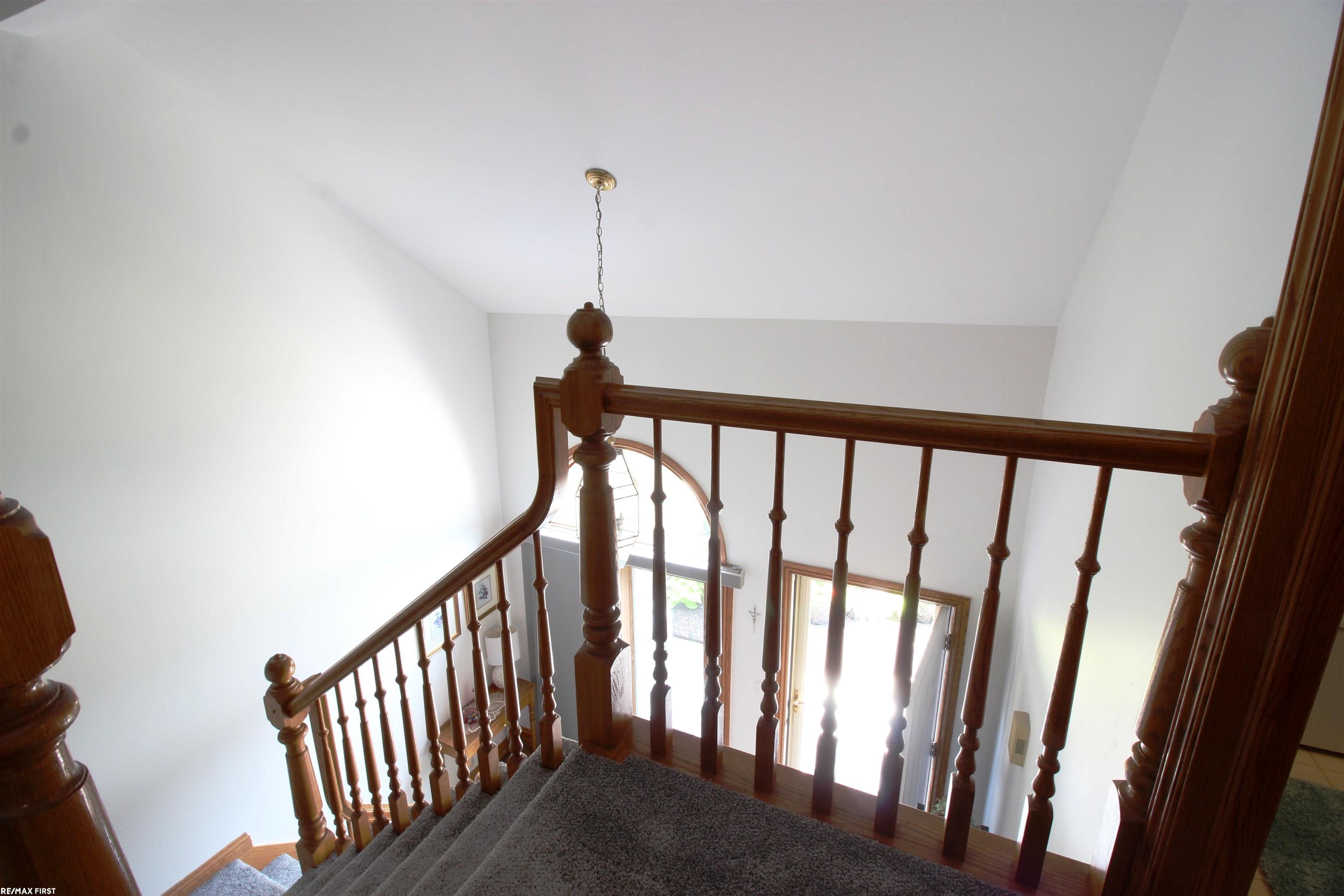 2391 Rochelle Park Drive Rochester Hills, MI 48309 - Photo 17 of 29