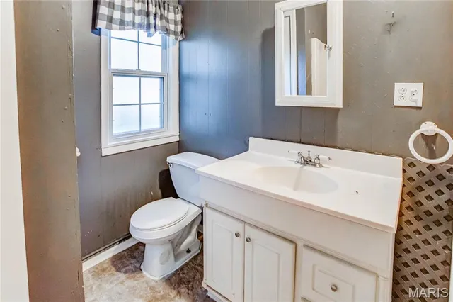 $57,000 | 219 Highland Street, Carrollton, IL 62016