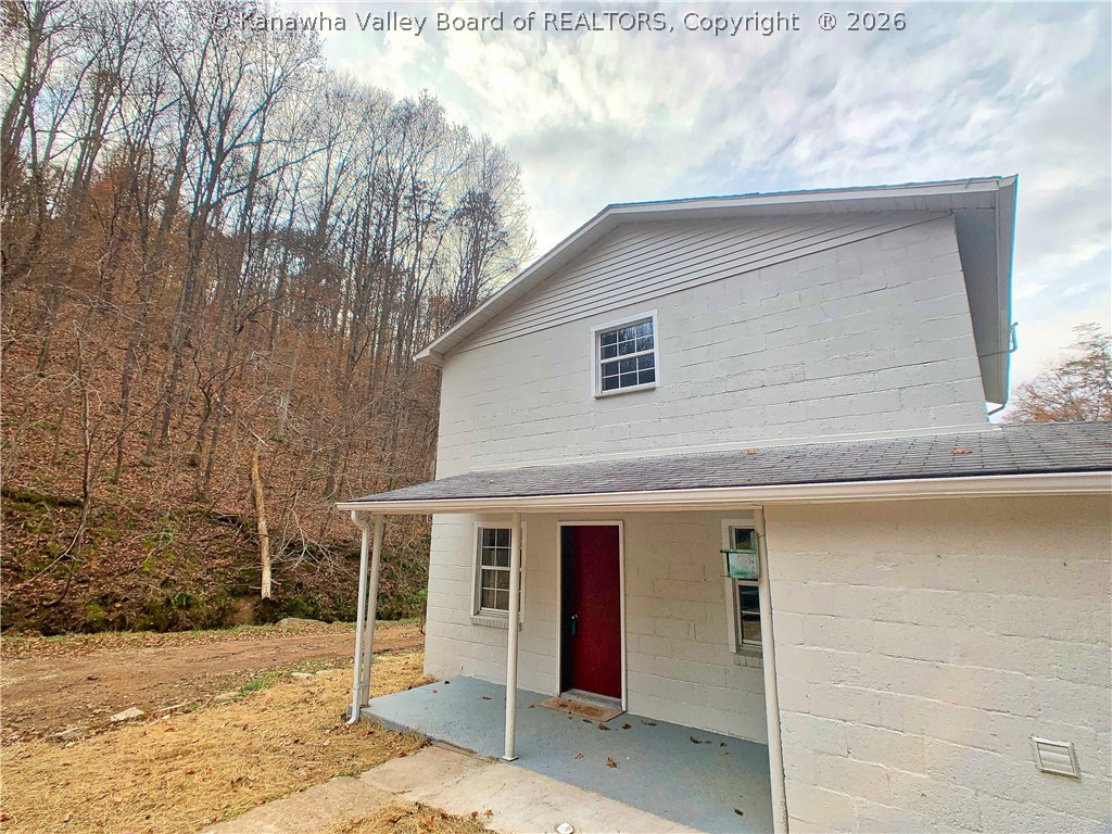 153 Rocky Road Elkview, WV 25071 - Photo 8 of 25 Gallery Image 8