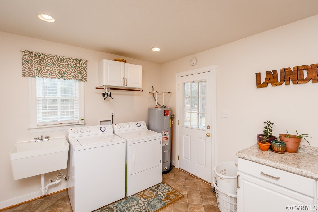 100 Riva Ridge Circle Sandston, VA 23150 - Photo 20 of 33 Laundry/ Utility room with cabinets, counter, and