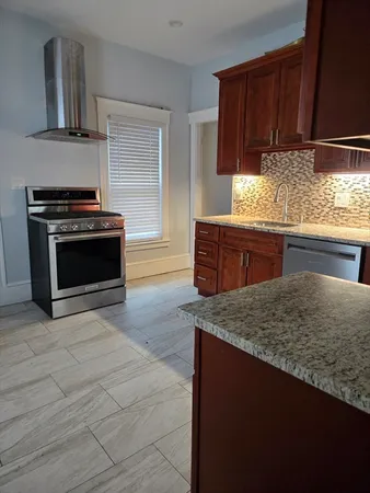 $4,500 | 33 Speedwell Street, Boston, MA 02122