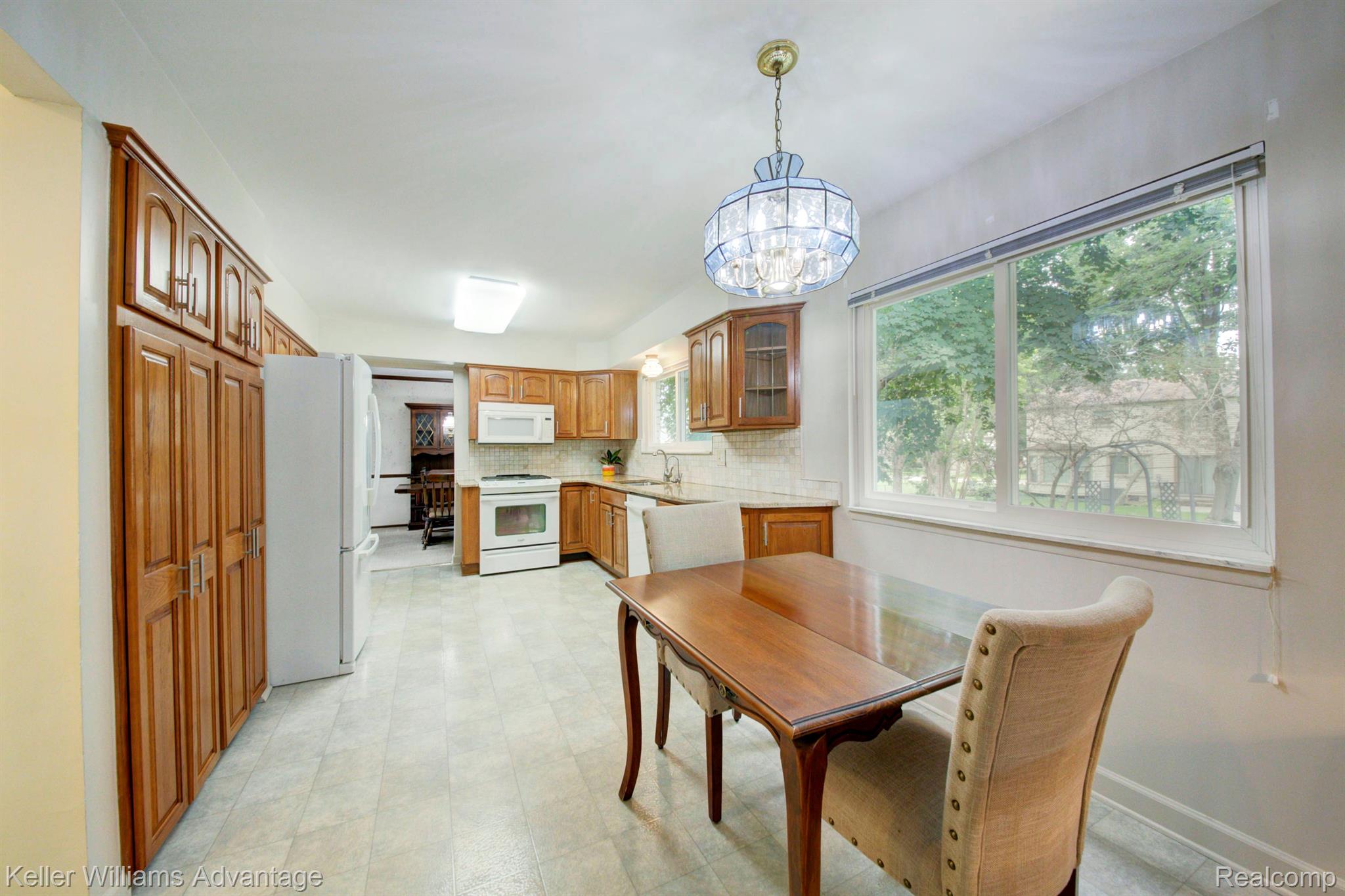 22410 Mill Road Novi, MI 48375 - Photo 9 of 80 Gallery Image 9