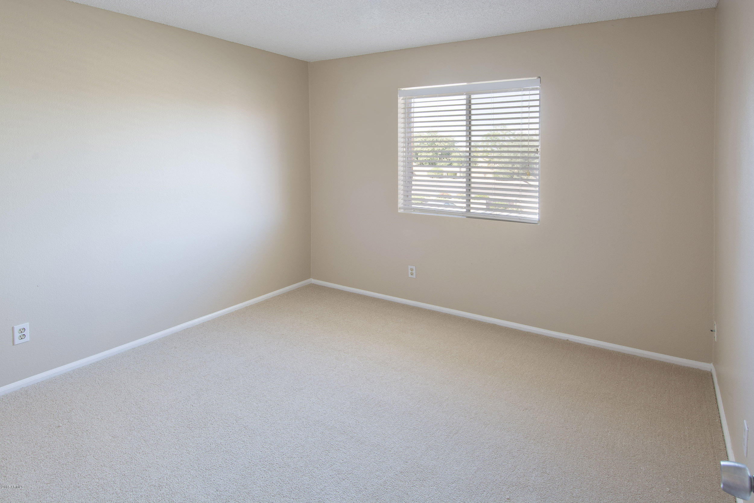 623 West Guadalupe Road, Unit 295 Mesa, AZ 85210 - Photo 9 of 20 DSC_2401