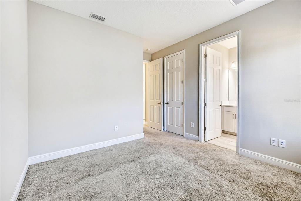 6394 Roadstead Court Apollo Beach, FL 33572 - Photo 26 of 49 an empty room with window