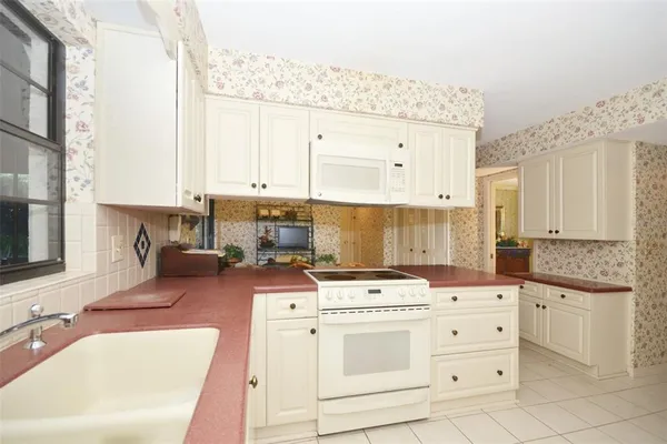 $3,500 | 1406 Magna Court, Orlando, FL 32804