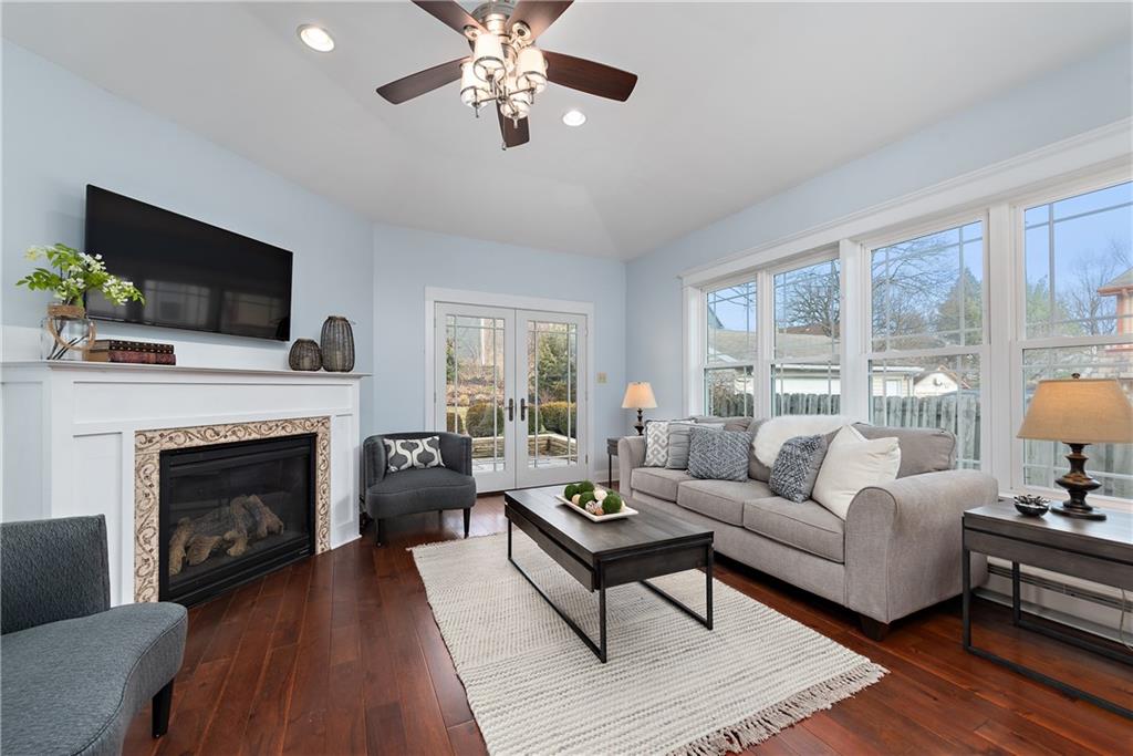215 Park Road Carnegie, PA 15106 - Photo 13 of 25 Gallery Image 13