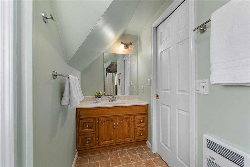215 Park Road Carnegie, PA 15106 - Photo 24 of 25 Gallery Image 24