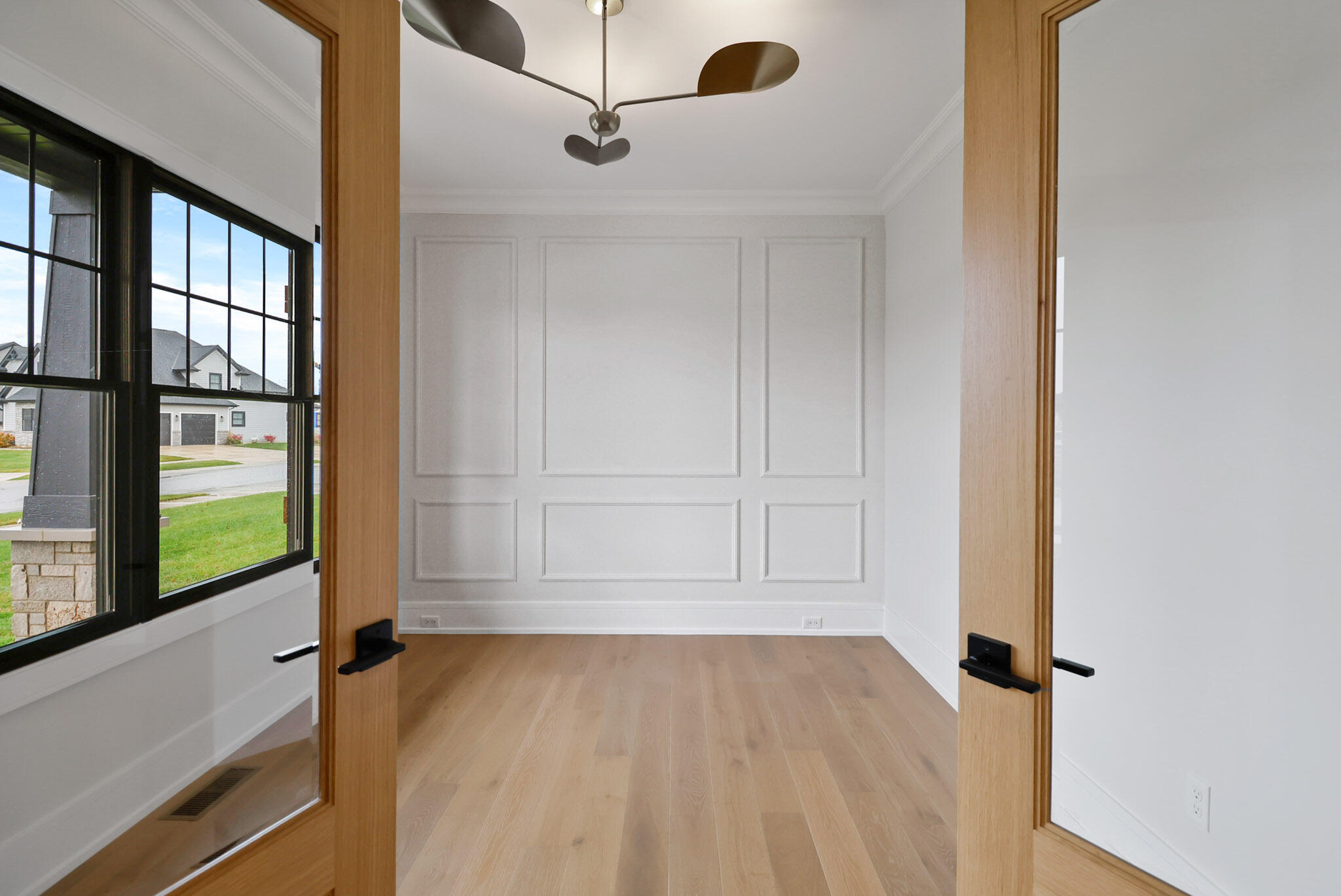 13270 Waterleaf Drive St. John, IN 46373 - Photo 16 of 57 2048x1369