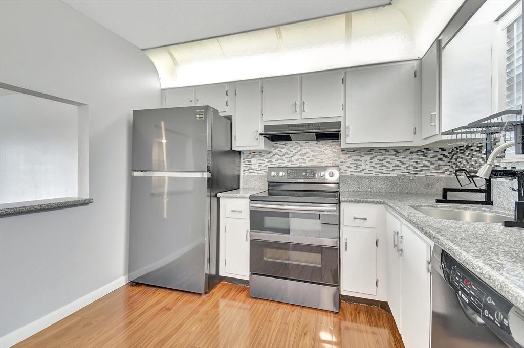 9300 Southwest 8th Street, Unit 303 Boca Raton, FL 33428 - Photo 1 of 22