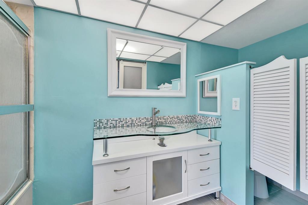 9300 Southwest 8th Street, Unit 303 Boca Raton, FL 33428 - Photo 12 of 22