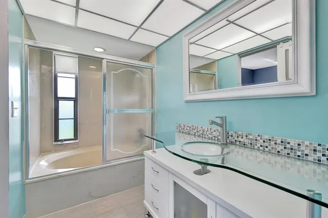 $215,000 | 9300 Southwest 8th Street, Unit 303, Boca Raton, FL 33428