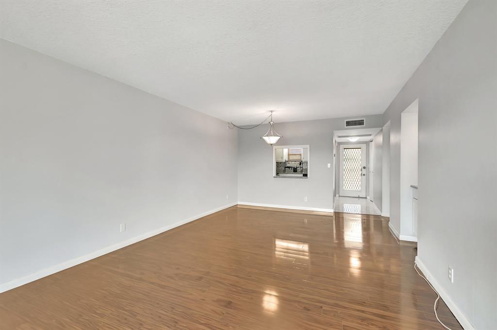 9300 Southwest 8th Street, Unit 303 Boca Raton, FL 33428 - Photo 8 of 22