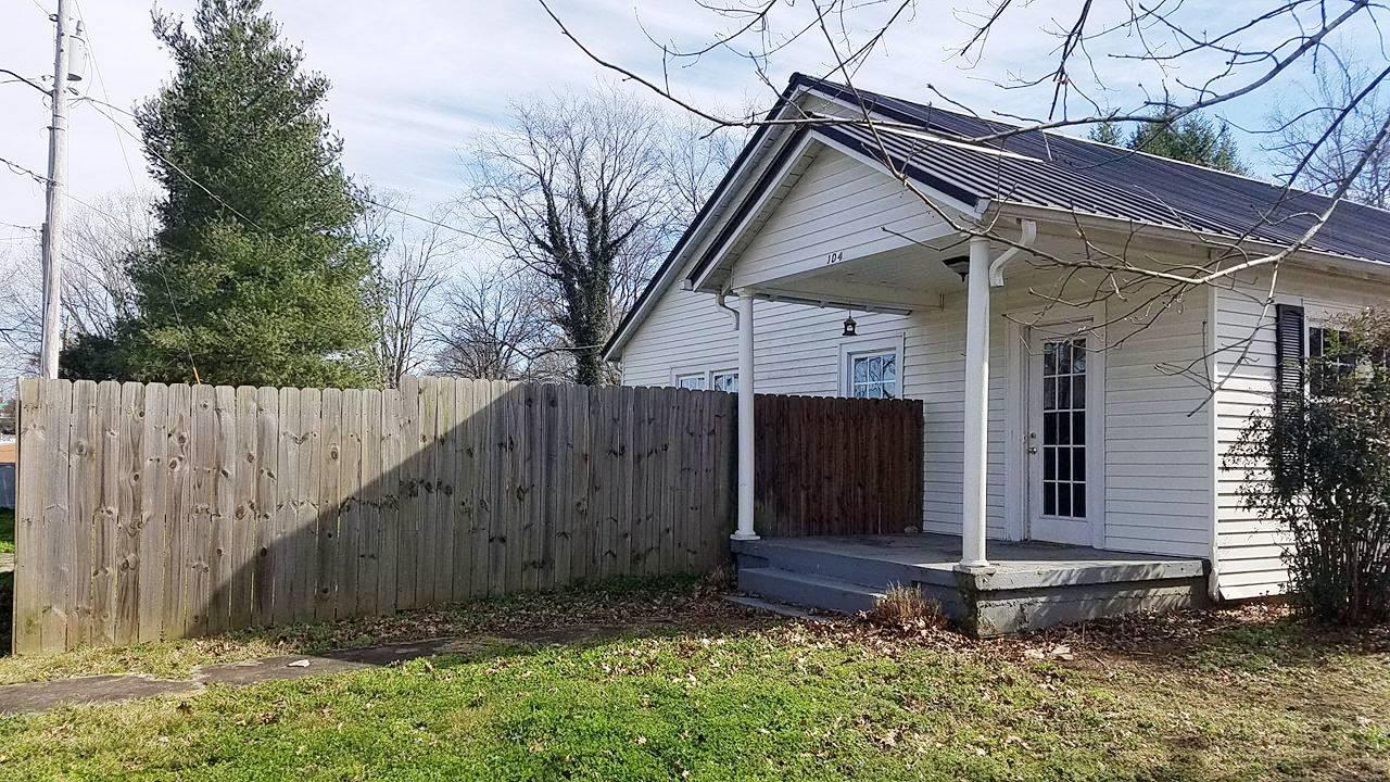 104 Spring Avenue Centerville, TN 37033 - Photo 5 of 15 Gallery Image 5
