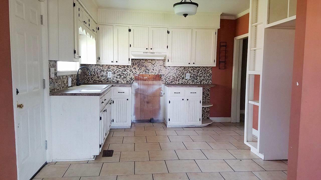 104 Spring Avenue Centerville, TN 37033 - Photo 8 of 15 Gallery Image 8