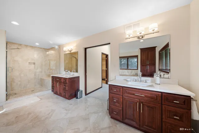 $1,099,000 | 7 Bell Oak Lane, Lemont, IL 60439