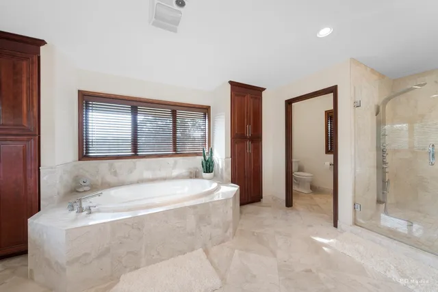 $1,099,000 | 7 Bell Oak Lane, Lemont, IL 60439