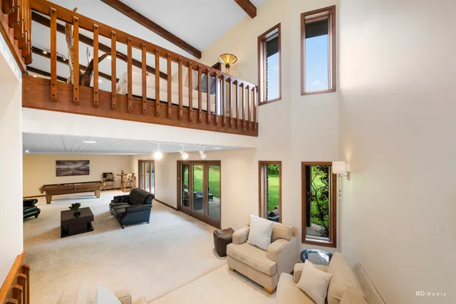 $1,099,000 | 7 Bell Oak Lane, Lemont, IL 60439