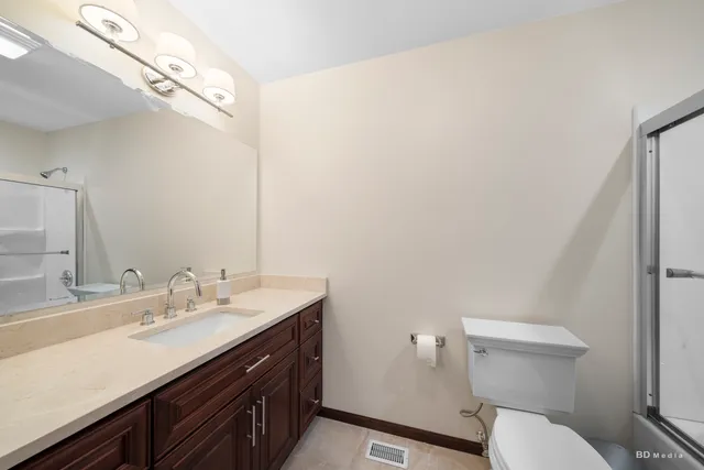 $1,099,000 | 7 Bell Oak Lane, Lemont, IL 60439