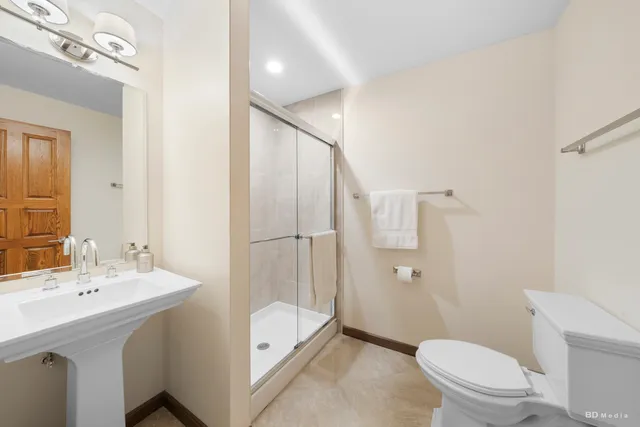 $1,099,000 | 7 Bell Oak Lane, Lemont, IL 60439