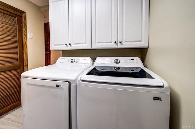 $1,099,000 | 7 Bell Oak Lane, Lemont, IL 60439