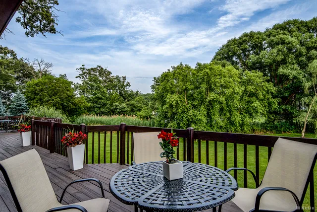 $1,099,000 | 7 Bell Oak Lane, Lemont, IL 60439