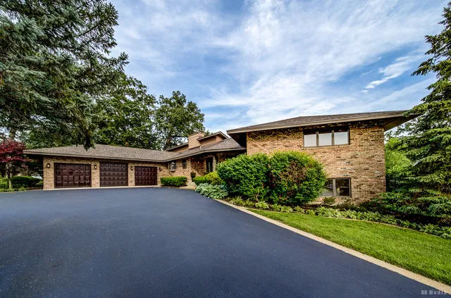 $1,099,000 | 7 Bell Oak Lane, Lemont, IL 60439