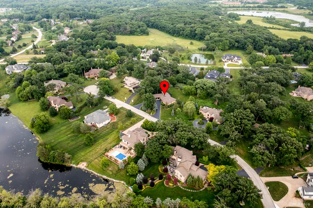 $1,099,000 | 7 Bell Oak Lane, Lemont, IL 60439