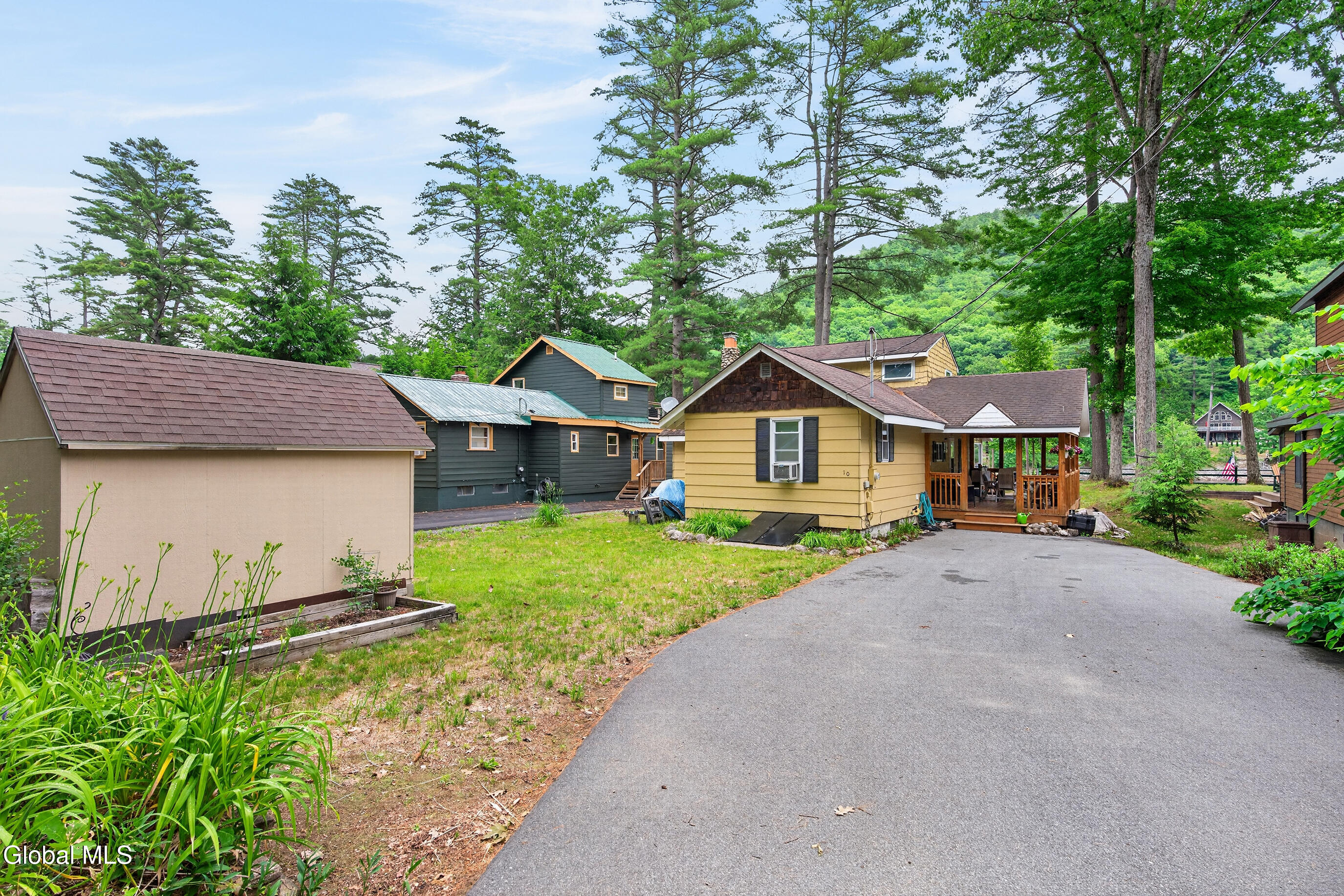 10 Service Drive Hadley, NY 12835 - Photo 3 of 68 013-10-Service-Dr-Hadley-NY-12835