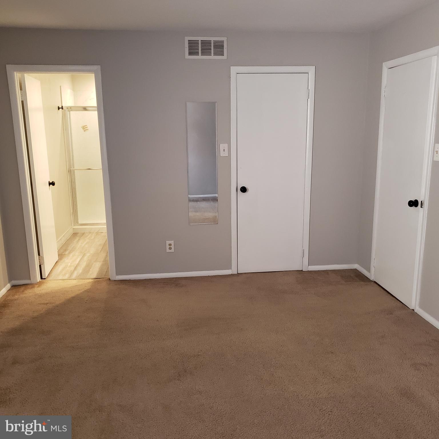 102 B Cypress Point Circle Mount Laurel, NJ 08054 - Photo 13 of 20 Primary bedroom -huge walk in closet and full bath