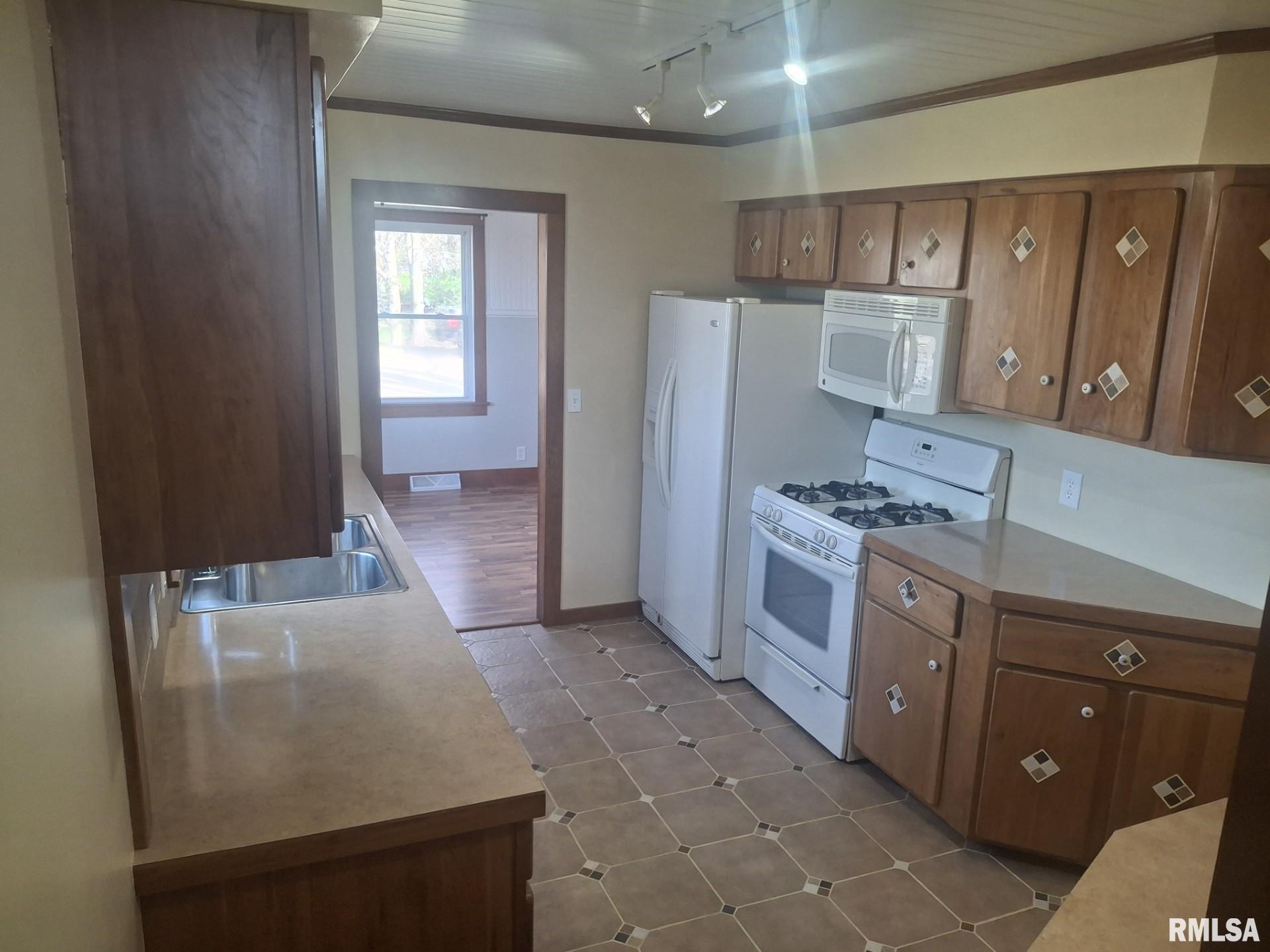 515 Walnut Street Varna, IL 61375 - Photo 14 of 36