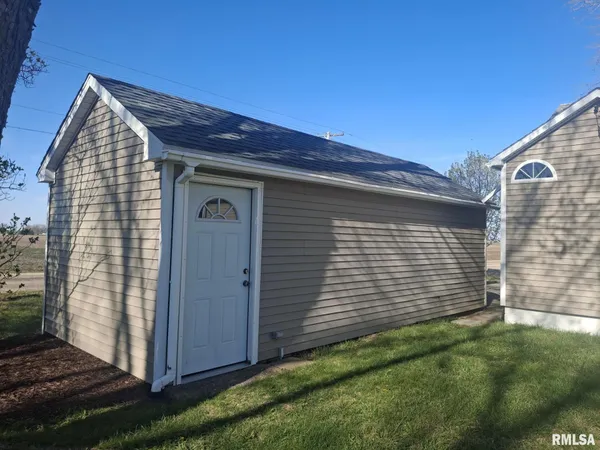 $89,900 | 515 Walnut Street, Varna, IL 61375