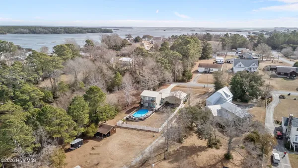 $640,000 | 19 Arrowhead Drive, Hubert, NC 28539