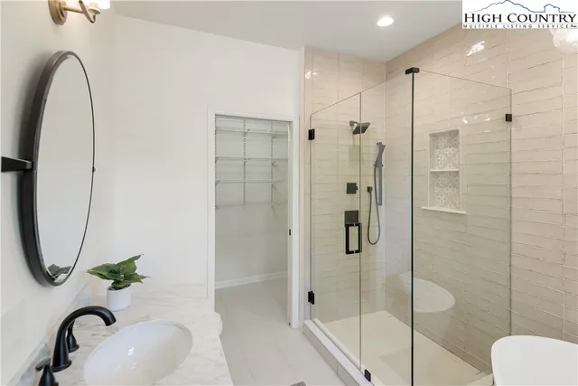 $799,900 | 120 Twin Bridges Circle, Fleetwood, NC 28626