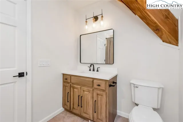 $799,900 | 120 Twin Bridges Circle, Fleetwood, NC 28626