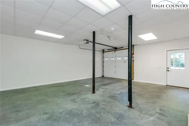 $799,900 | 120 Twin Bridges Circle, Fleetwood, NC 28626