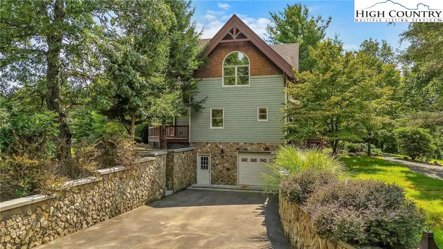 $799,900 | 120 Twin Bridges Circle, Fleetwood, NC 28626